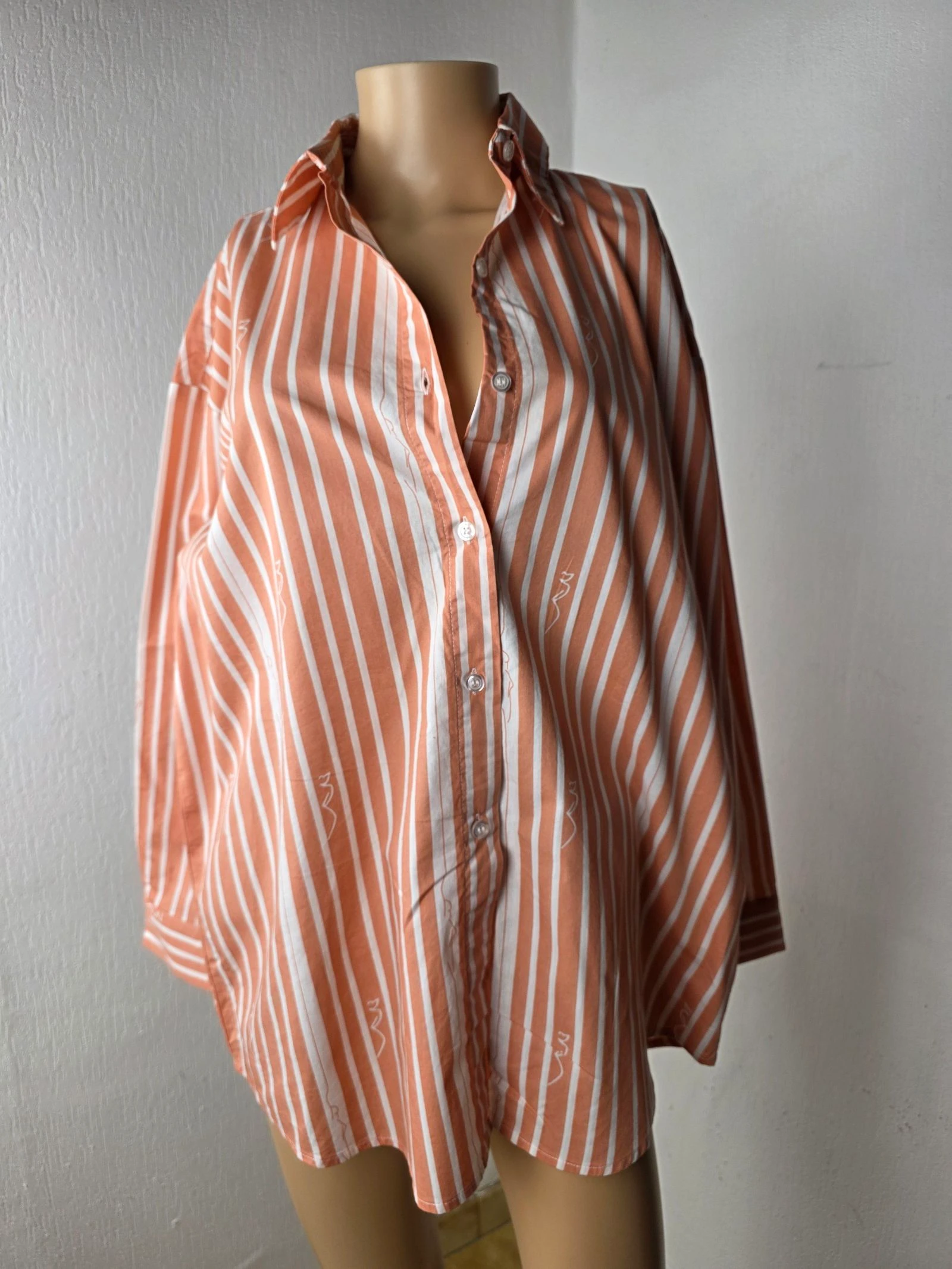 Superbe chemise oversize à rayures collaboration Ginger Box x IKA Paris Taille unique